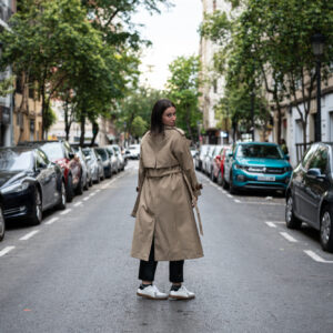 Gabardina mujer efecto piel